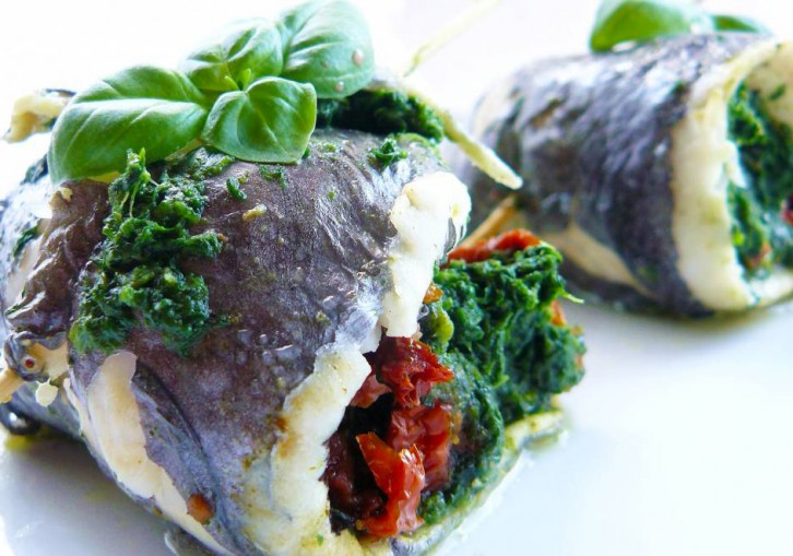 Cuisiner un poisson épinards tomates séchées au cuit vapeur